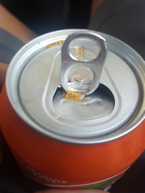 This can of soda when I opened it up : r/mildlyinfuriating