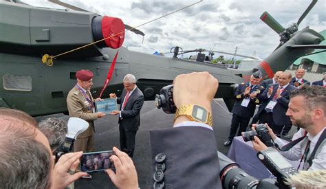 Leonardo Presenta A Eurosatory Lelicottero Aw Tecnologia E