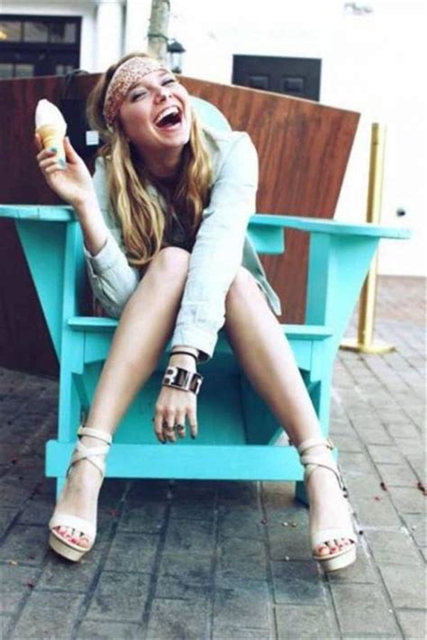 Hot Girls With Ice Cream KLYKER