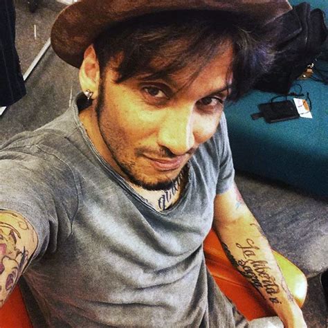 Fabrizio Moro Biografia