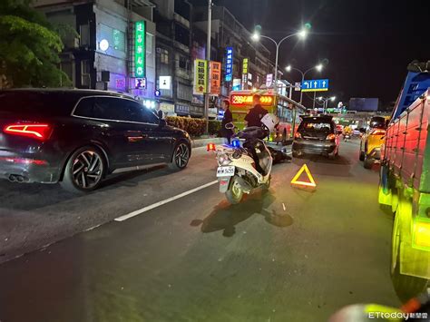 快訊／輔大前機車追撞小客車 女騎士倒地被公車輾爆頭送醫 Ettoday社會新聞 Ettoday新聞雲