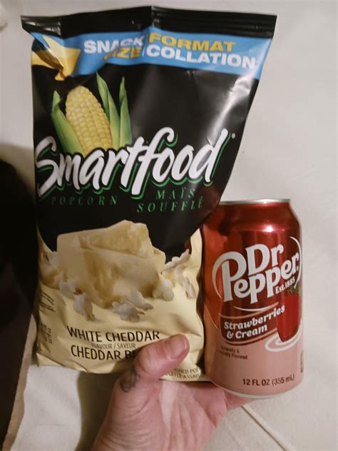 Underrated iconic duo. : r/stonerfood