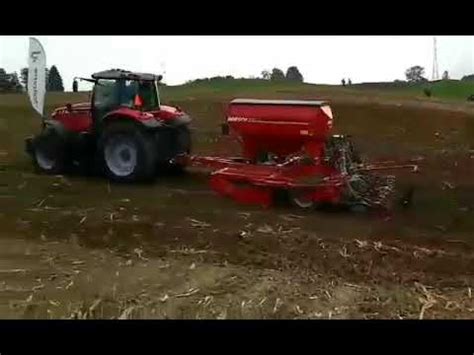 Siew Kukurydzy Massey Ferguson Youtube