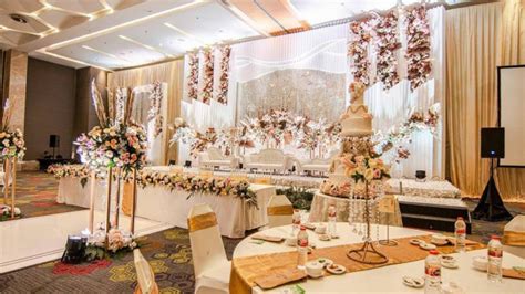 Intimate Wedding Package For Pax At Holiday Inn Jakarta Kemayoran