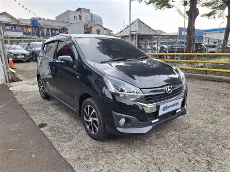 Olxmobbi Daihatsu Ayla R Bensin Mt Hitam Mobil Bekas