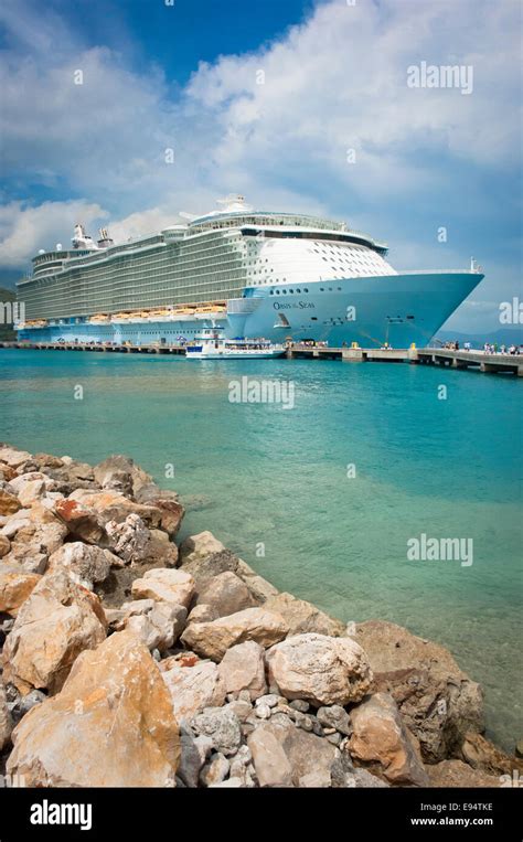 Royal Caribbean el Oasis de los mares atracó en Labadee Haití