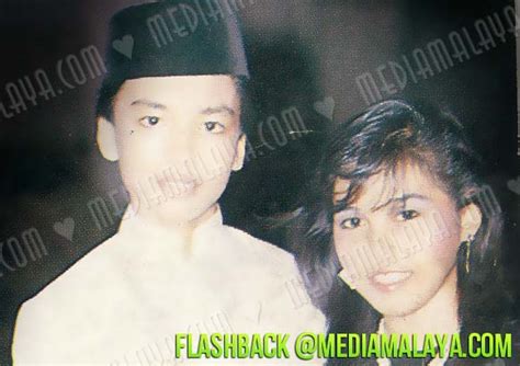 Anuar Dan Ellina Suasana Hari Raya