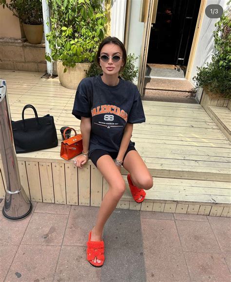 Girl W Hermes Chypre Orange Hermes Kelly Mini Orange And Balenciaga