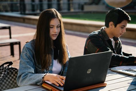 International Student Enrollment Drops for First Time in 4 Years — And