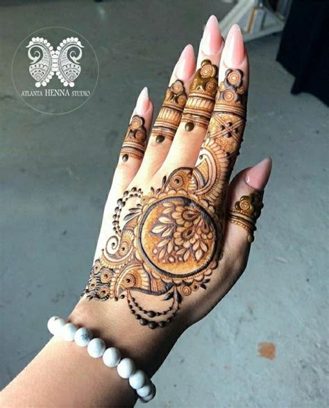 Pin By Salma Sultana On Henna In 2024 Circle Mehndi Designs Latest