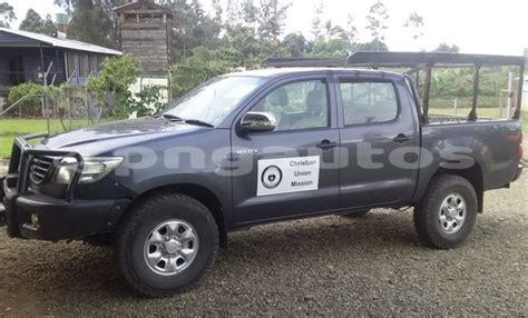 Buy used toyota hilux other car in lae in morobe - pngautos