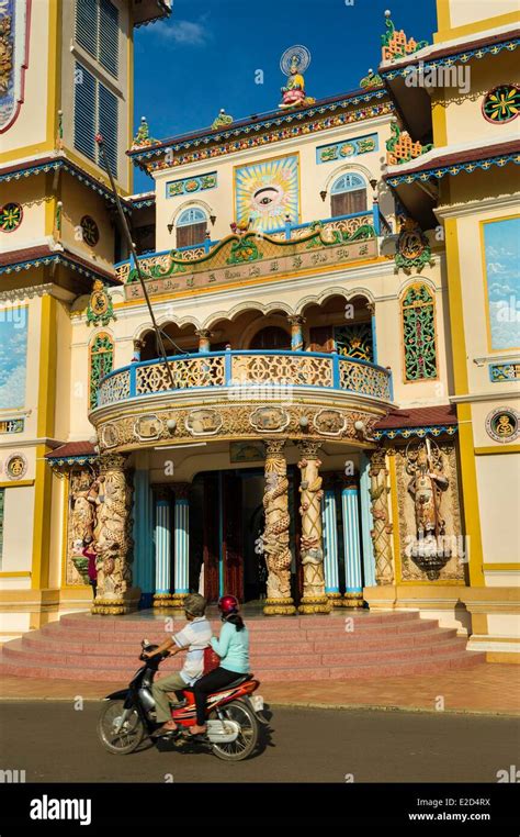 Vietnam Tay Ninh Province City Of Tay Ninh Thanh That Cao Dai Temple