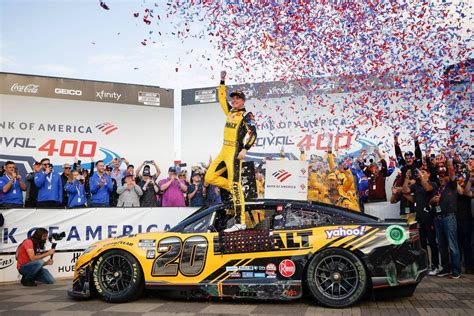 Nascar Cup Series Christopher Bell Vence No Roval De Charlotte