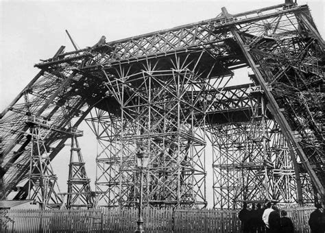 Eiffel Tower under construction, 1887-1889