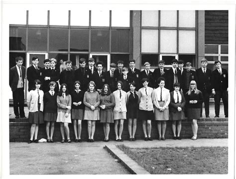 Back To School With Your Class Pictures From Years Gone By Liverpool Echo