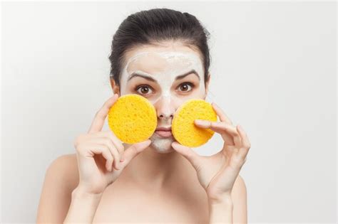 Premium Photo Attractive Brunette Naked Shoulders Cosmetics Skin Care Makeup Person