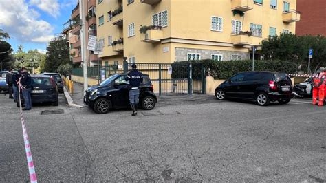 Sangue A Roma Triplice Omicidio A Prati Uccise Due Cinesi E Una Trans