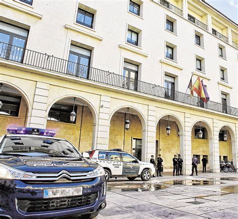 La Audiencia De Alicante Condena A Dos Años De Cárcel A Un Hombre Por