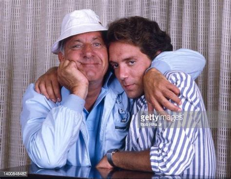 David Klugman Photos and Premium High Res Pictures - Getty Images