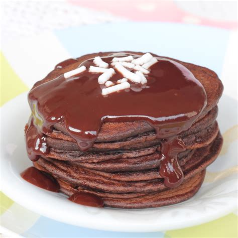 Pancake Al Cioccolato Pancakes Al Cacao Con Salsa Di Cioccolato