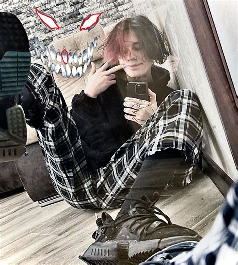 Zxcursed Hot Emo Guys Emo Guys Black And White Pictures