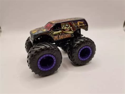 HOT WHEELS MONSTER Jam One Bad Ghoul Monster Truck échelle rare EUR PicClick FR