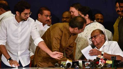 Mumbai India November 5 Shivsena Chief Uddhav Thackeray Along With