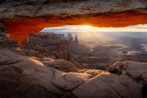 Sunrise at Mesa Arch - National Park Newbies