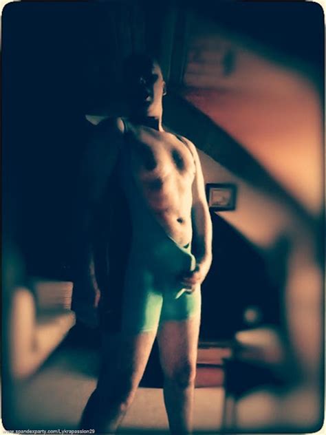 Lycra Gay Men Eccoci Tornati Ancora Insieme A Voi