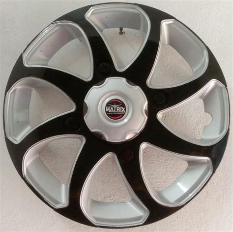 Silver Black Plastic Matrix Xuv Car Wheel Cover Size Inch At Rs