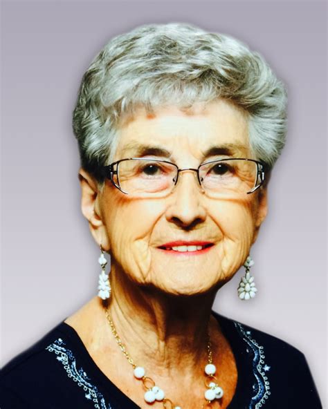 Obituary Of Mary Jones Windsor Chapel Funeral And Cremation Thre