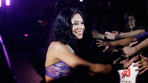 Sports News And Pictures Wwe Melina Hot Posing Still Wwe Melina Hot