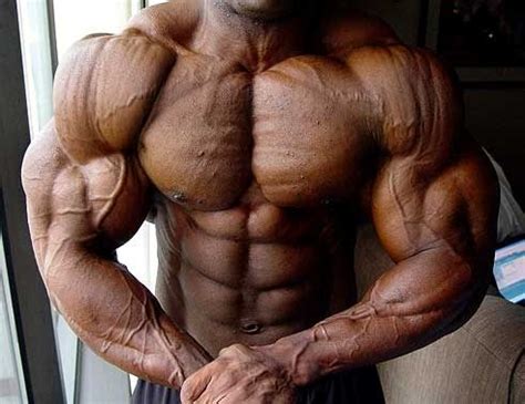 Bodybuilder Veins Google Search Bodybuilding Bodybuilding Training