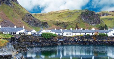 Cottages by the Sea in Scotland