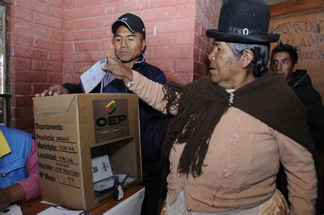 Rumbo A Las Elecciones En Bolivia Celag