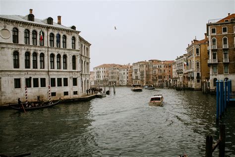 Venice Canal · Free Stock Photo