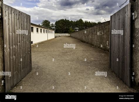 Detalle del campo de concentración de Sachsenhausen la historia del