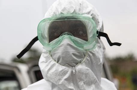 Ebola Allarme Di Due Casi Di Virus Simile In Gran Bretagna