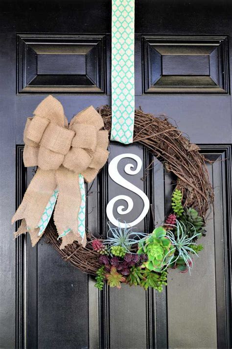 Twig Wreath {Make a Spring Succulent Twig Wreath} - all crafty things