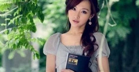Ngắm 20 nữ sinh xinh đẹp hot nhất Trung Quốc