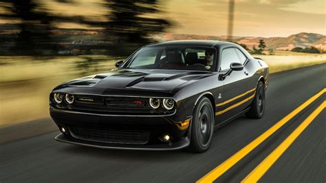 2017 Dodge Challenger Review And Ratings Edmunds