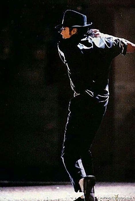 Michael Jackson and His Iconic Dance Moves - Michael Jackson Official Site