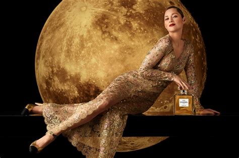 Chanel N°5 Holiday 2020 Ad Campaign with Marion Cotillard | The Impression