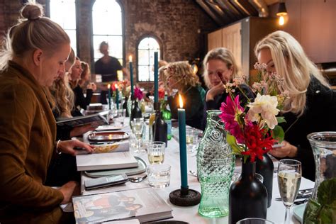 Het Jaar Van Guus En Dick Kookboek Vol Feestelijk Gerechten Toost