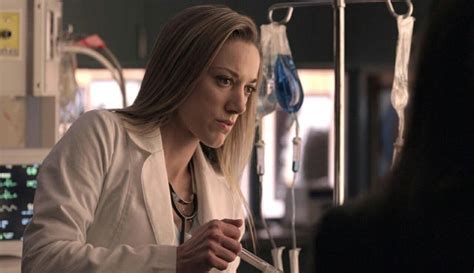 Zoie Palmer As Lauren Lost Girl S1e4