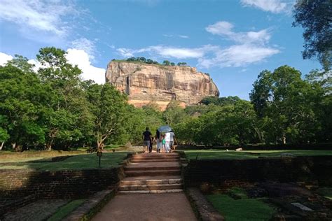 Pacchetti turistici in Sri Lanka Tour circolare più popolare Tour