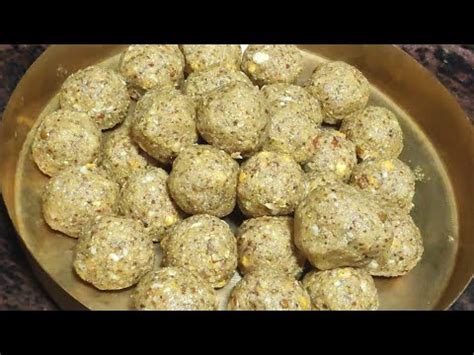 Bhune Chane K Laddu Kaise Banaye How To Make Bhuna Chana Laddu