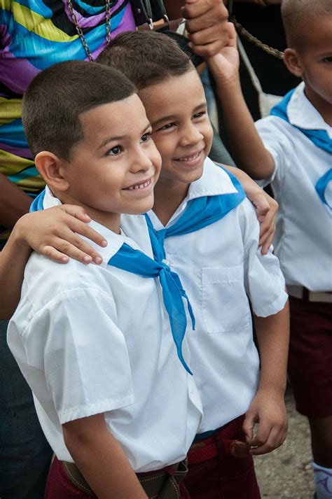 Cuba En Fotos Cuba Ni Os Cubanos Ingresan A La Organizaci N De