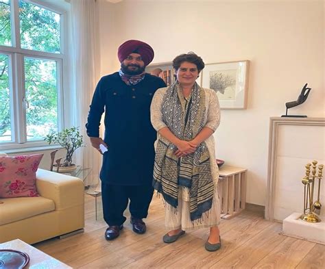 Amid Infighting In Punjab Congress Navjot Singh Sidhu Meets Priyanka