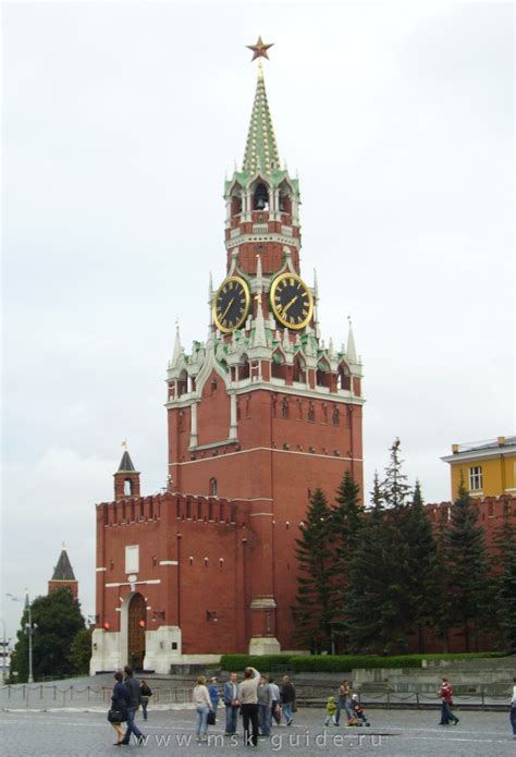 Спасская башня Московского кремля – история, интересные факты и фото
